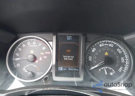 2018 Toyota Tacoma Trd Sport z USA, uszkodzony, nr VIN 5TFRZ5CN0JX060533